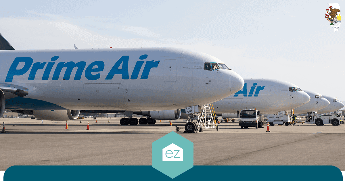 Air cargo aircraft at an Illinois logistics hub