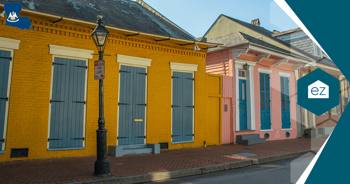 Colorful shotgun houses on a New Orleans street